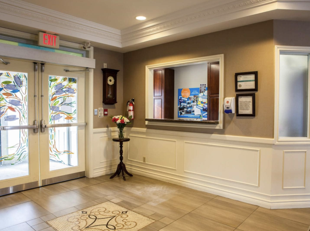 Hunt Club Manor Front Entrance